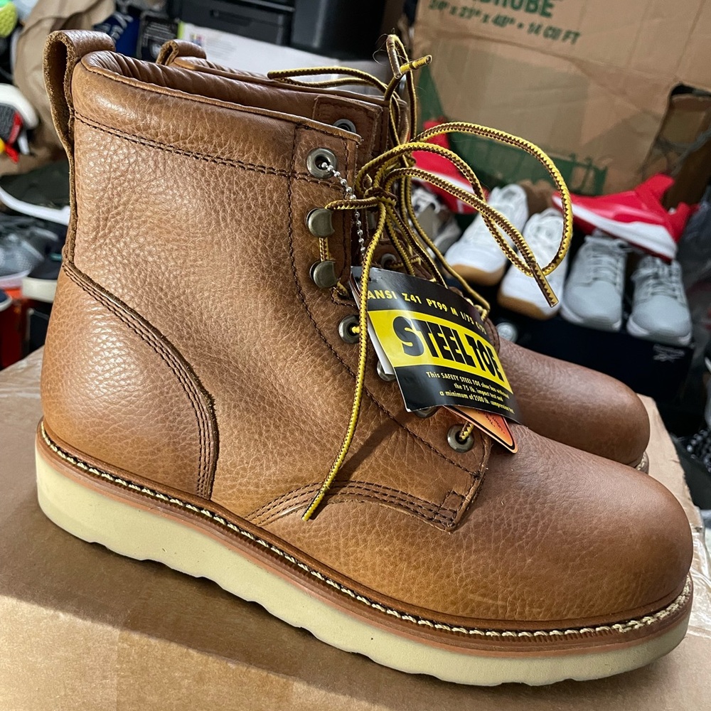 Golden Retriever Men's Safety Toe Wedge Boot size 10D brand new -no box